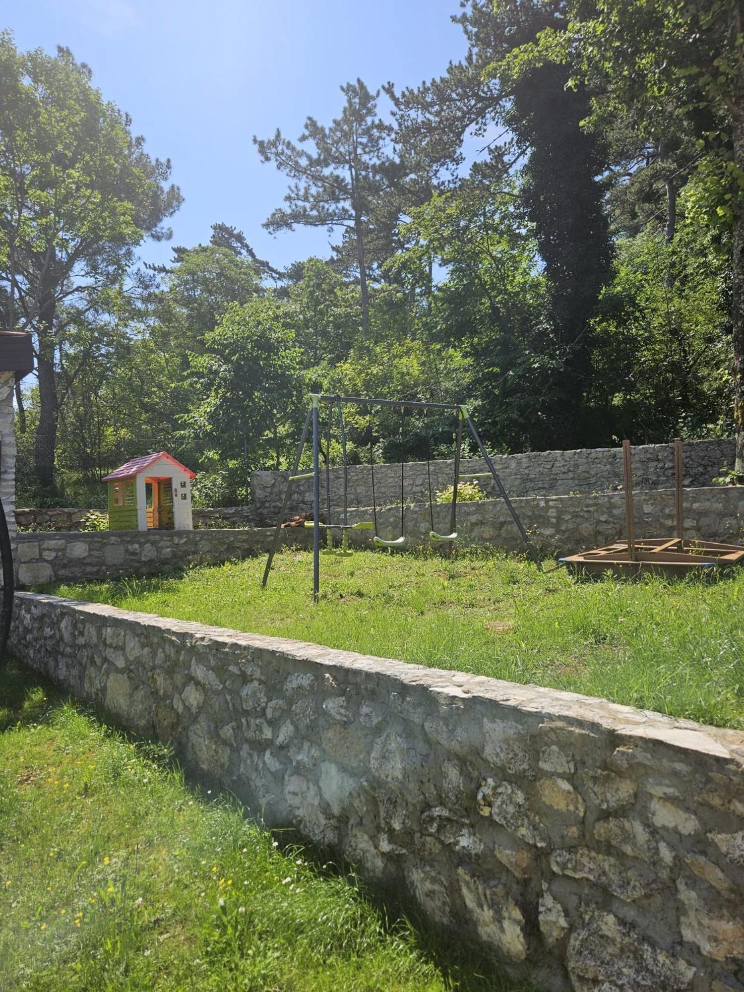 Villa Dts3 Kastel ภายนอก รูปภาพ
